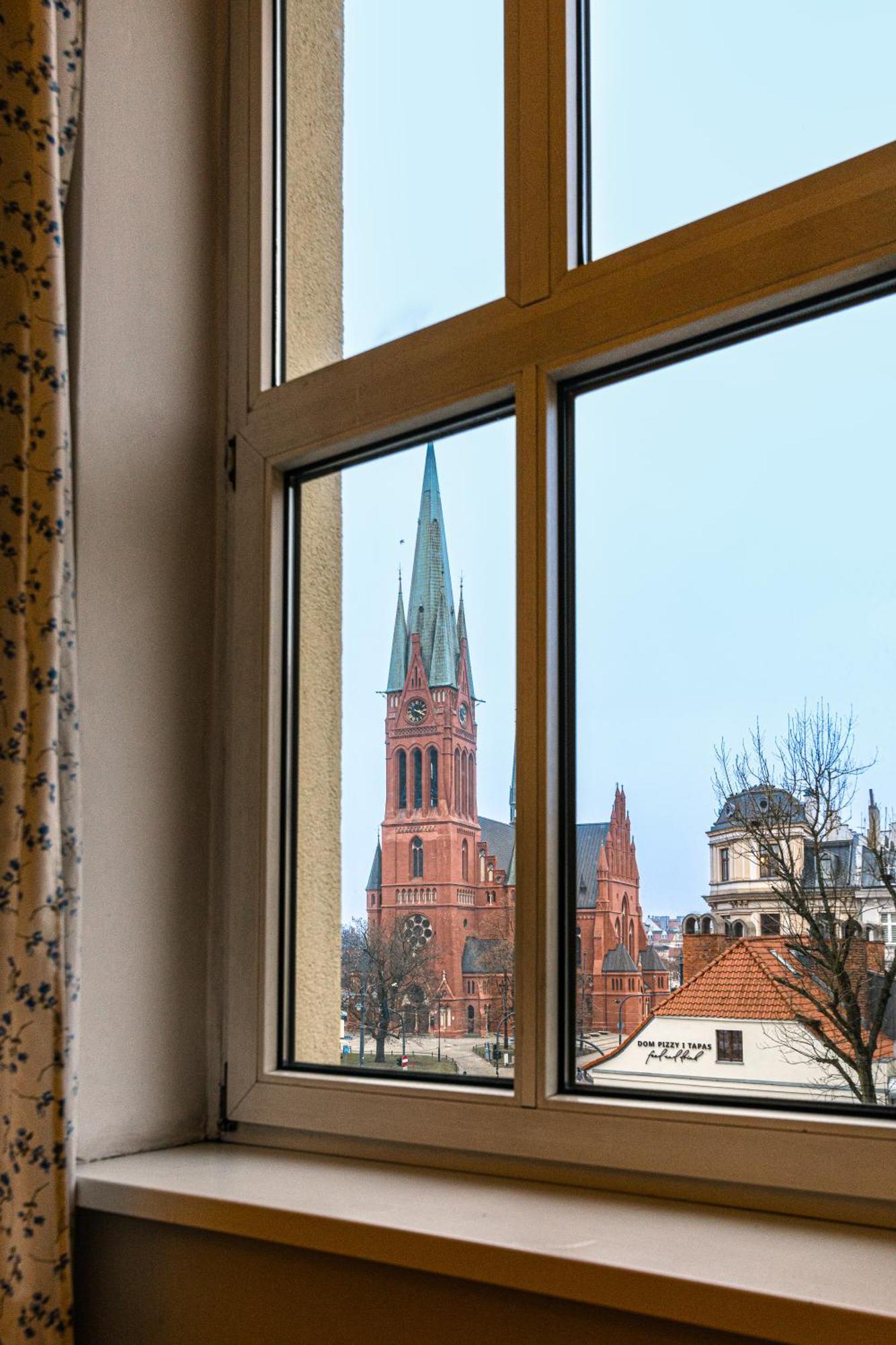 Hostel Orange Plus Торунь Экстерьер фото